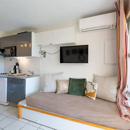 Apartment L'esquinade - F6 015 By Interhome Saint-Raphael (Var)