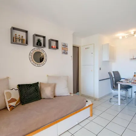Apartment L'esquinade - F6 015 By Interhome Saint-Raphael (Var)