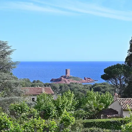 L'esquinade - F6 015 By Interhome * Saint-Raphael (Var)